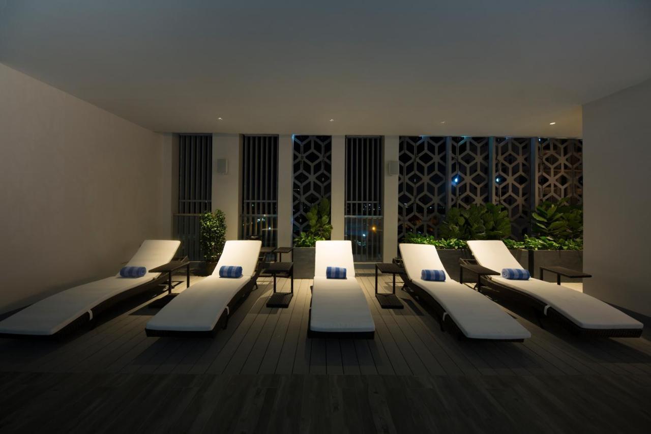 Zealax Hotel & Residence Yangon Exterior foto